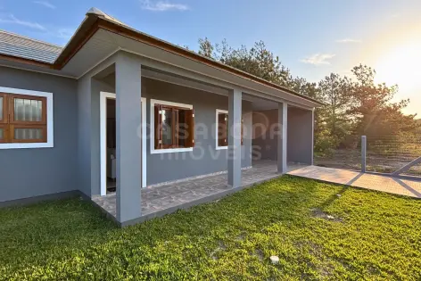 Imagem #2 do imóvel Casa mobiliada com 3 dormitórios, suíte e excelente localização no Balneário Atlântico
