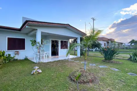 Imagem secundária do Casa de Esquina com Piscina – Bairro Jardim Olívia, Arroio do Sal