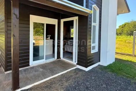 Imagem #4 do imóvel Casa com 3 Dormitórios e Suíte no Bairro Pinus Park – Conforto e Tranquilidade