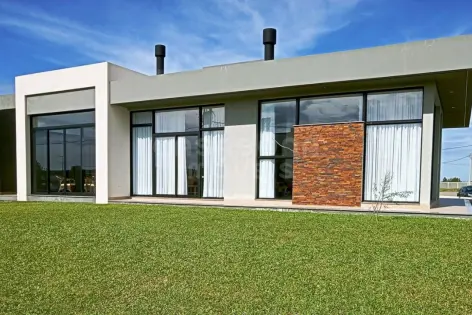 Imagem principal do Casa de Alto Padrão no Condomínio Fechado Terrasul – Capão da Canoa