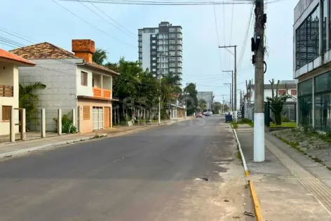 Imagem #3 do imóvel Sobrado amplo com espaço comercial e excelente potencial de valorização