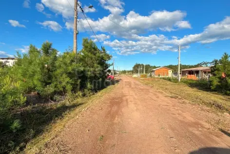 Imagem #2 do imóvel Terreno de 360 m² no Pinus Park a 800 metros da praia