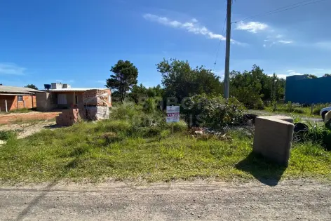 Imagem principal do Terreno de Esquina no Balneário Figueirinha – Posição Solar Norte
