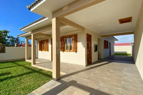 Imagem #3 do imóvel Casa nova com suíte e lareira no Balneário Areias Brancas