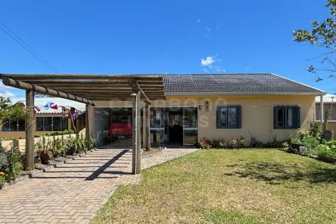 Imagem #1 do imóvel Casa semimobiliada com 3 dormitórios e jardim a 380 m da praia no Pérola, em Arroio do Sal