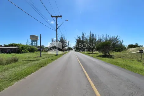 Imagem secundária do Belo Terreno para Investimento na Av. Interpraias: Próximo ao Futuro Porto de Arroio do Sal