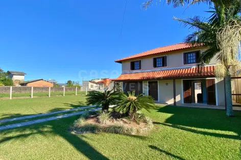 Imagem #2 do imóvel Casa ampla com 5 dormitórios no Bairro Areias Brancas próxima ao mar
