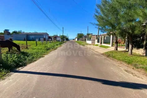 Imagem #3 do imóvel Terreno a Apenas 100 Metros do Mar no Jardim Olívia 