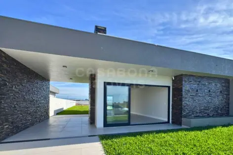 Imagem principal do Casa Nova com Piscina a 200m do Mar no Bairro Sol Nascente