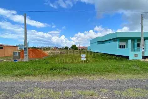 Imagem principal do Terreno à Venda no Bairro São Jorge, Arroio do Sal - 300m² a 590m da Praia