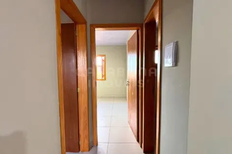 Imagem #4 do imóvel Casa com 2 Dormitórios em Quatro Lagos – Praticidade e Boa Localização