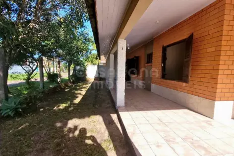Imagem #3 do imóvel Casa Ampla e Aconchegante a Poucos Passos do Mar em Torres