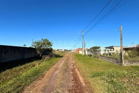 Imagem #3 do imóvel Terreno amplo a 600 metros do mar no bairro Camboim
