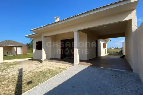 Imagem secundária do Casa com Lareira a 600m do Mar no Bairro Marambaia – Arroio do Sal