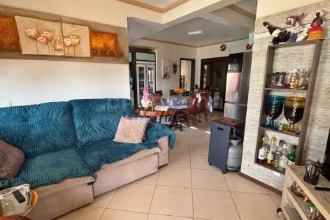 Imagem #4 do imóvel Casa de alto padrão a apenas 60 metros do mar com piscina e 4 dormitórios