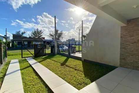 Imagem #4 do imóvel Sobrado com 3 Dormitórios e Excelente Iluminação Natural 