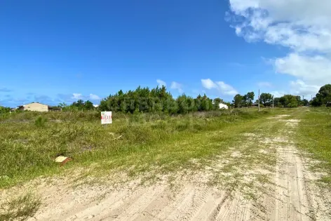 Imagem #2 do imóvel Terreno Amplo no Balneário Atlântico a 300 Metros da Praia – Ideal para Construir e Investir