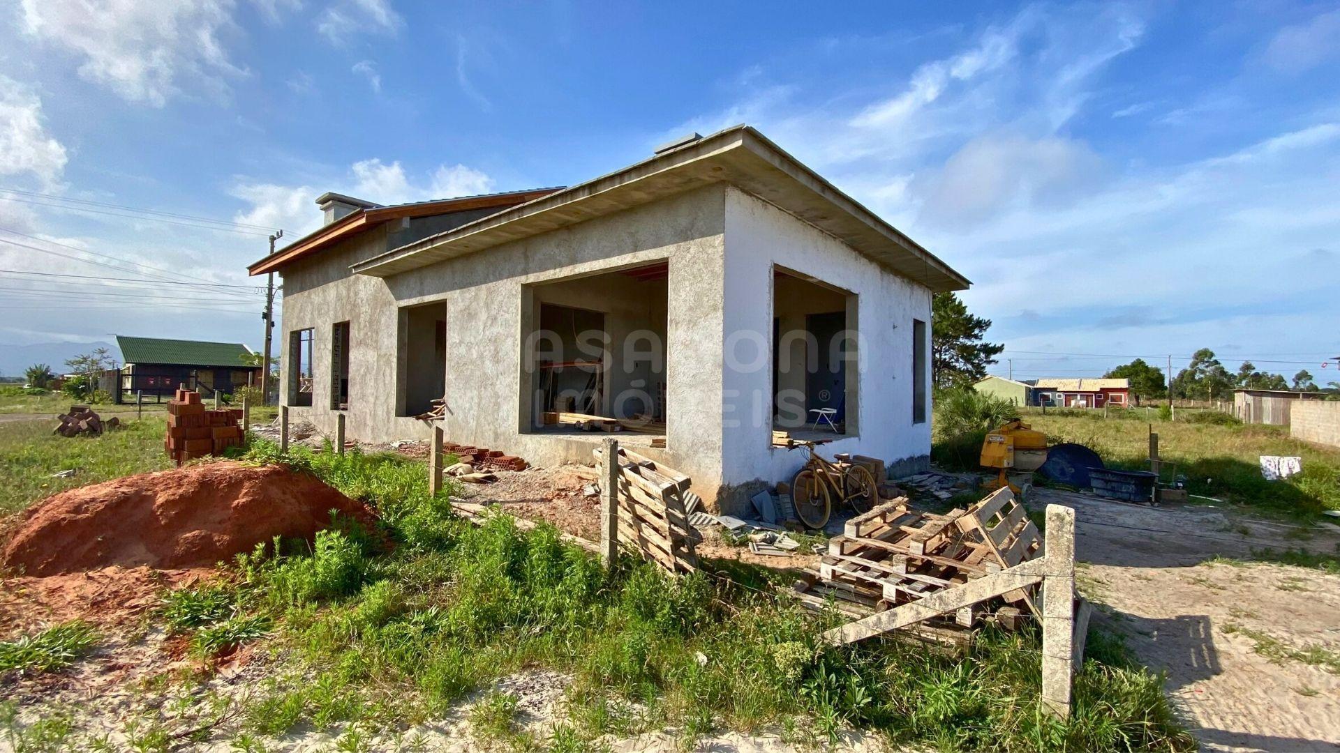 Casa à Venda no Quatro Lagos - Arroio do Sal
