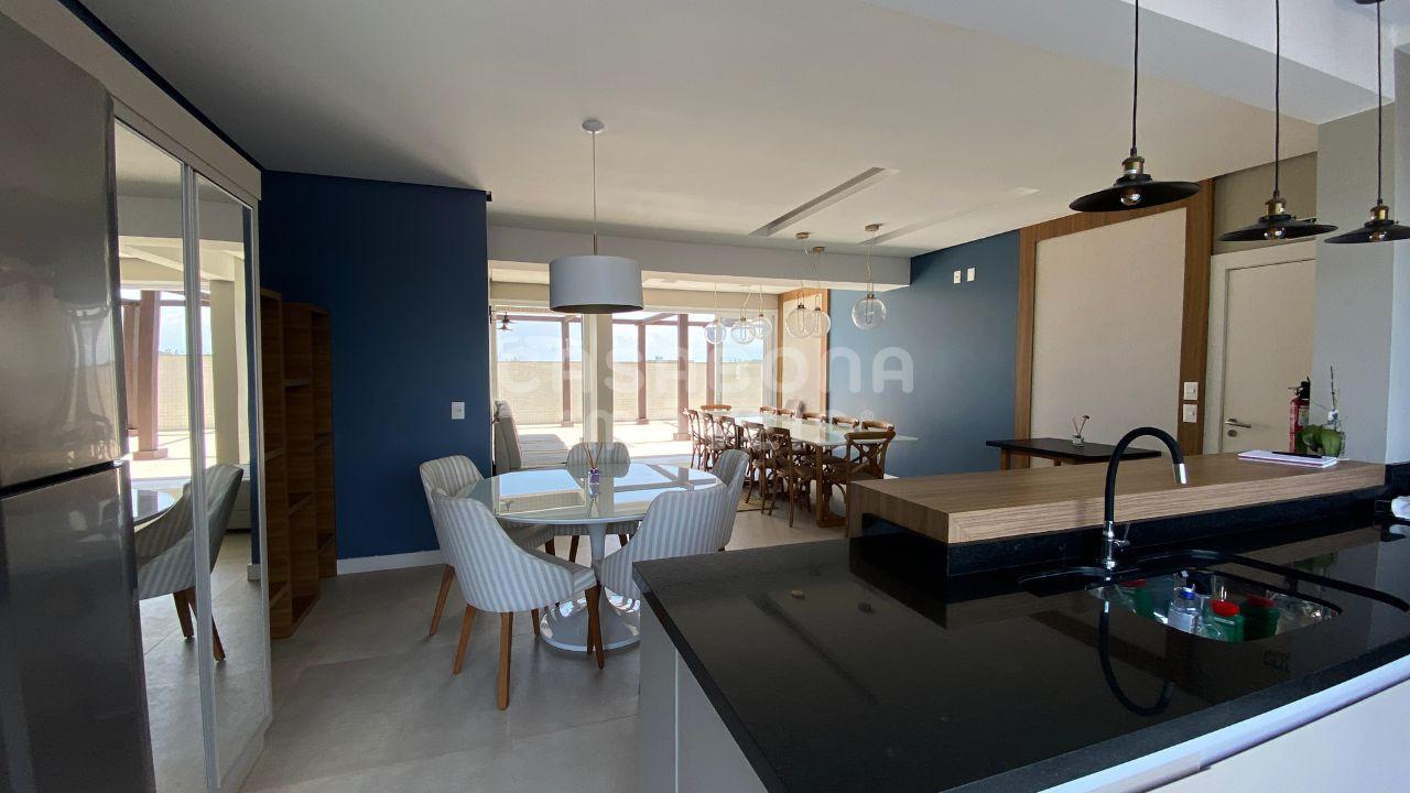 Refúgio à Beira-Mar: Aconchegante Apartamento no Balneário Jardim Raiante