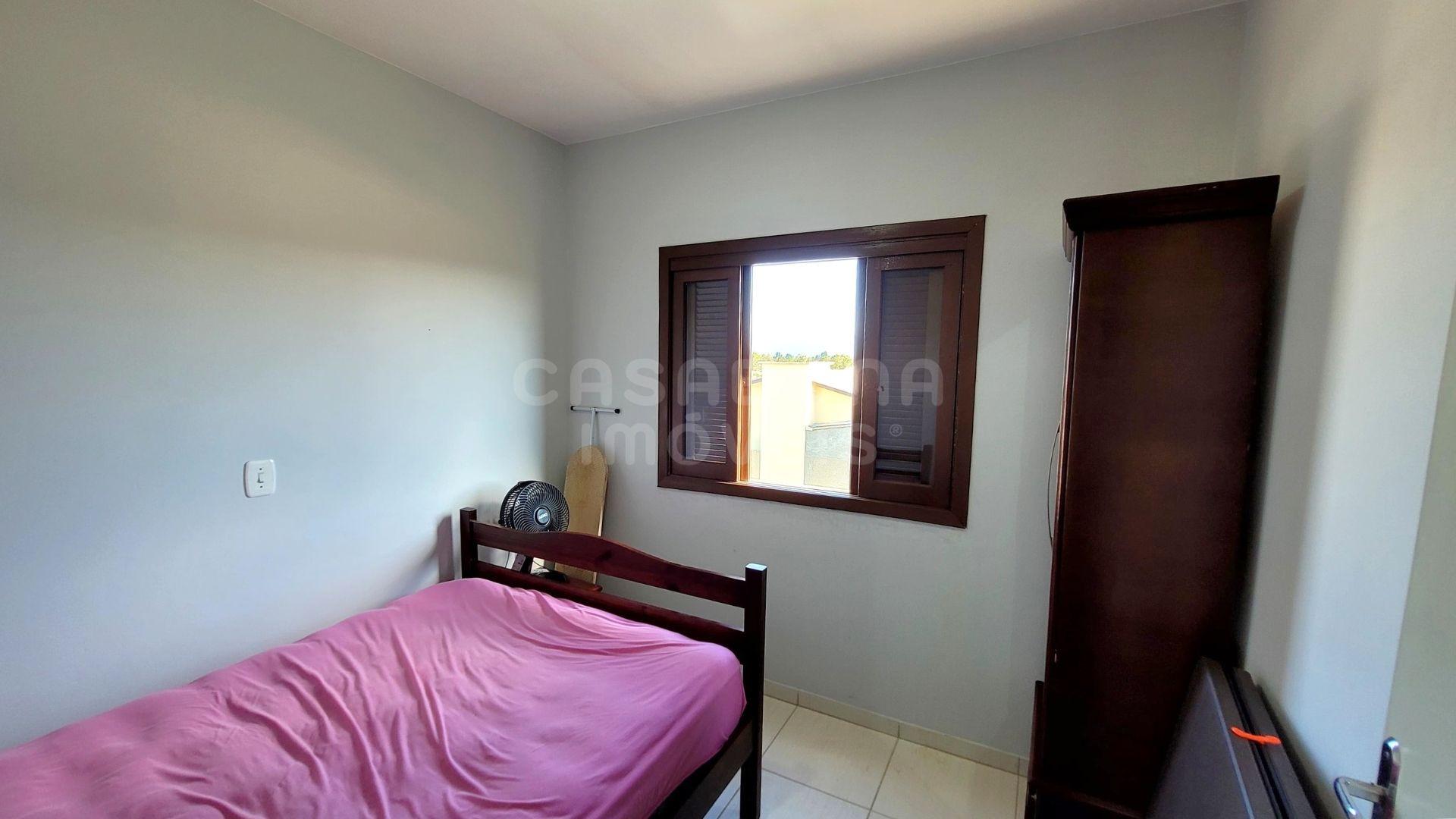 Sobrado com suíte no bairro Camboim – conforto, praticidade e localização estratégica!