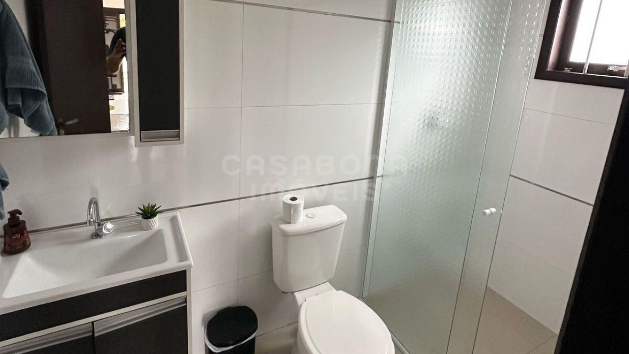 Espaçosa Casa de Esquina em Arroio do Sal - 800m do Mar