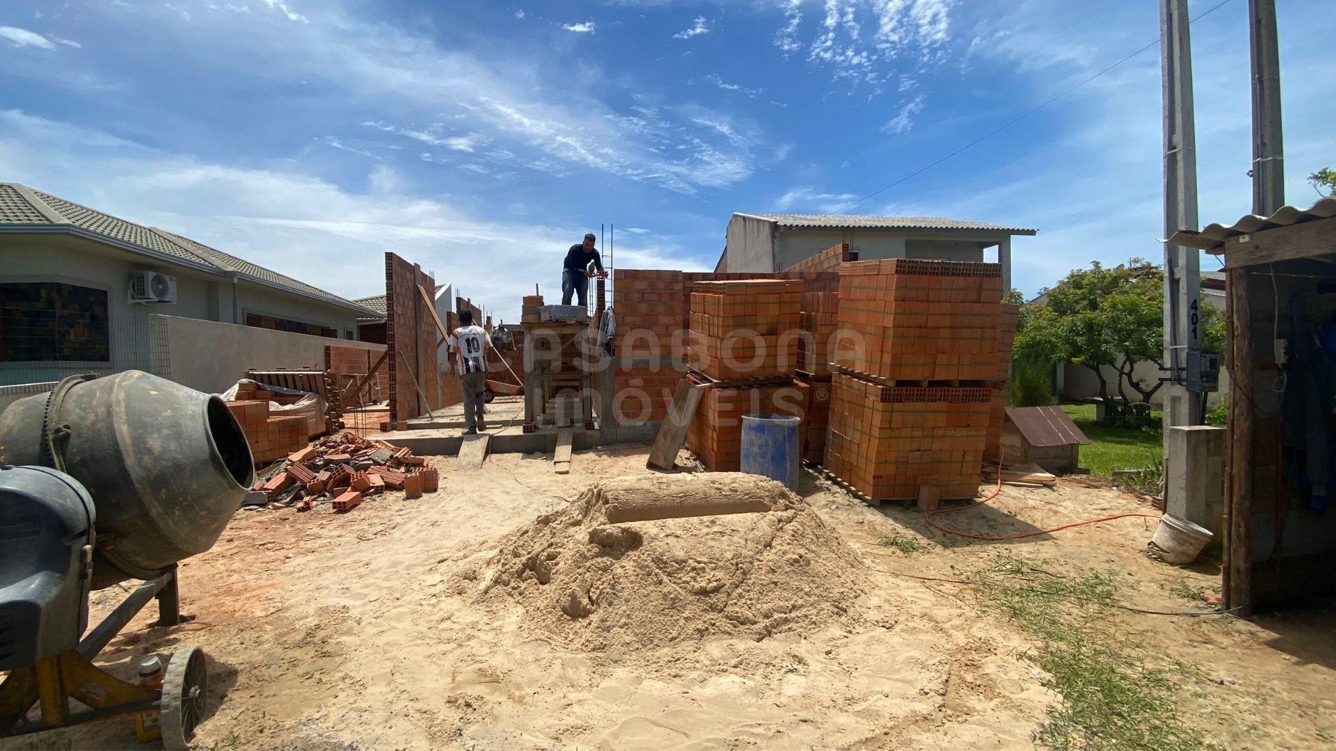 Modernidade e Elegância no Litoral — Casa Nova no Bairro São Pedro, Arroio do Sal
