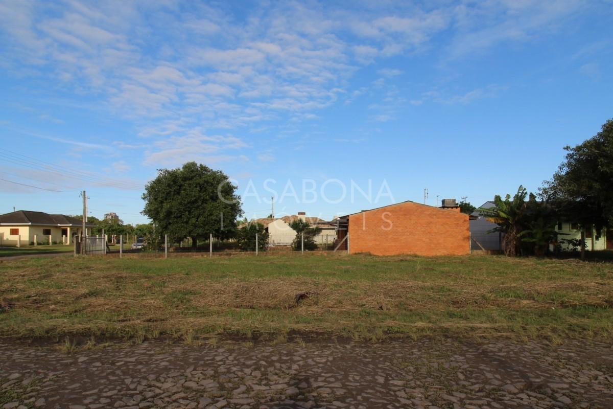 Excelente Terreno de Esquina no Balneário Quatro Lagos