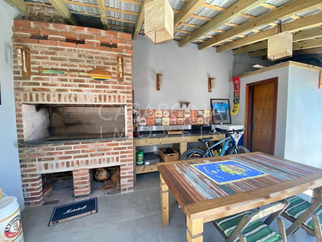 Encantadora Residência de Esquina no Balneário Camboim