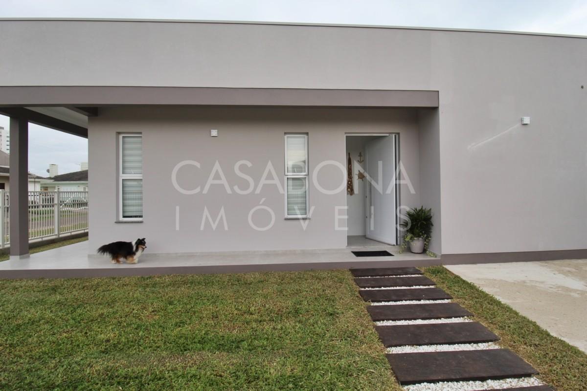 Maravilhosa Residência à Beira-Mar no Balneário Vista Algre, Arroio do Sal