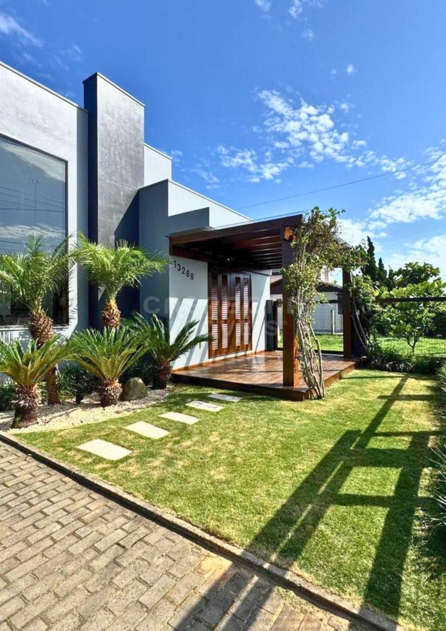 Casa Semimobiliada a 300m da Praia – Conforto e Estilo no Bairro Torres Sul, Arroio do Sal