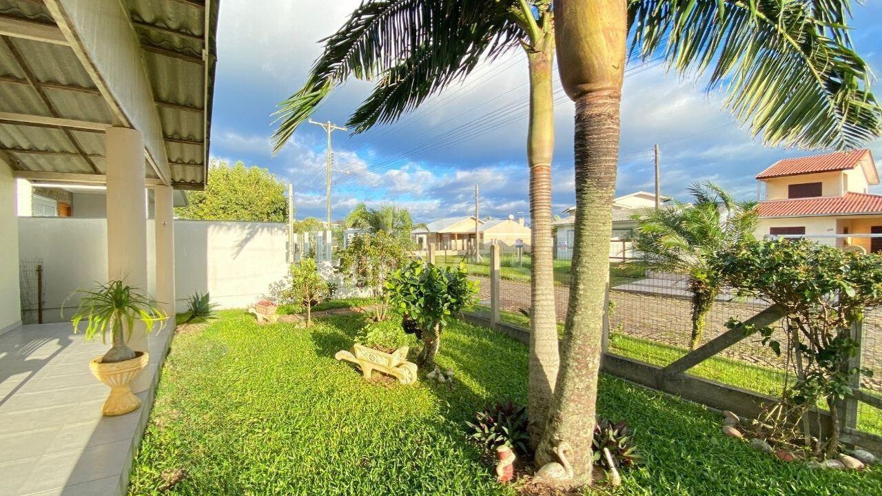 Charmosa Casa em Vista Alegre, Arroio do Sal: Vida Próxima ao Mar e ao Centro