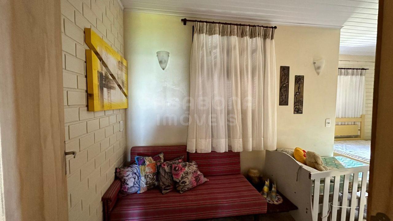 Ótima Oportunidade em Arroio do Sal: Duas Casas em Terreno Amplo