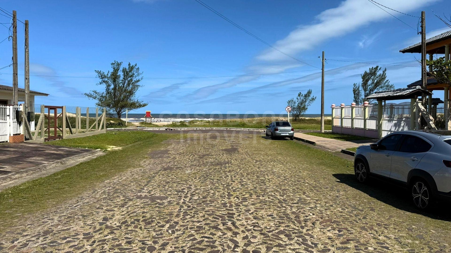 Conforto e amplitude a apenas 50 metros do mar