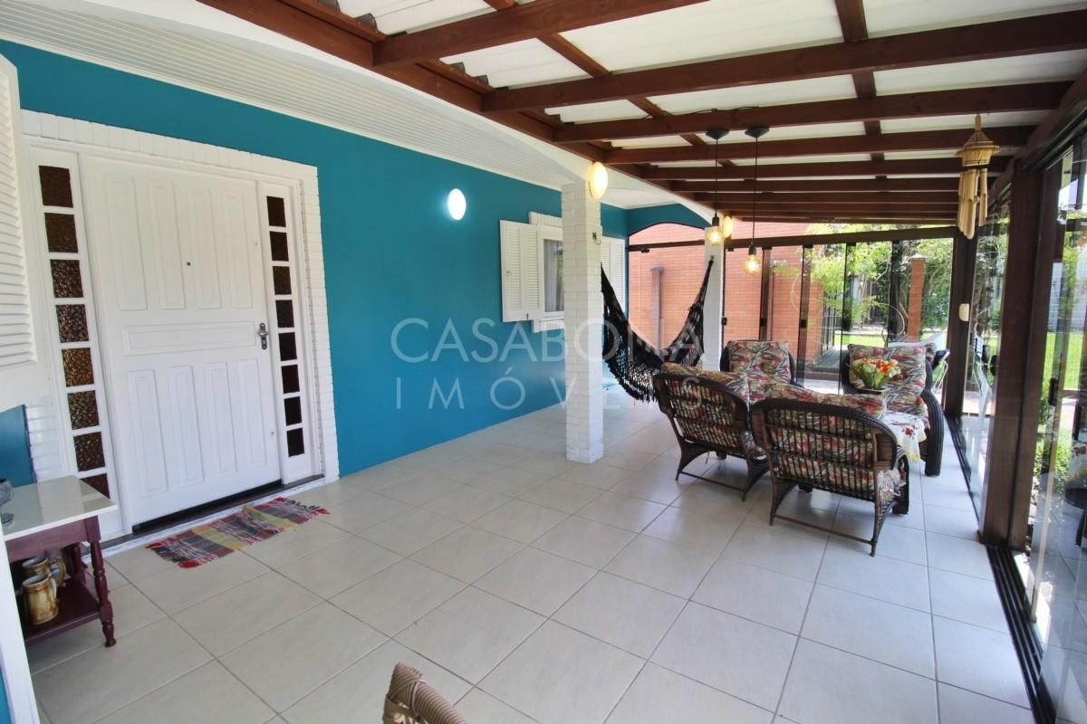 Encantadora Residência no Centro de Arroio do Sal