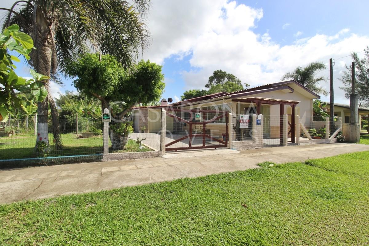 Residência de Esquina no Balneário Lagoa da Camboim