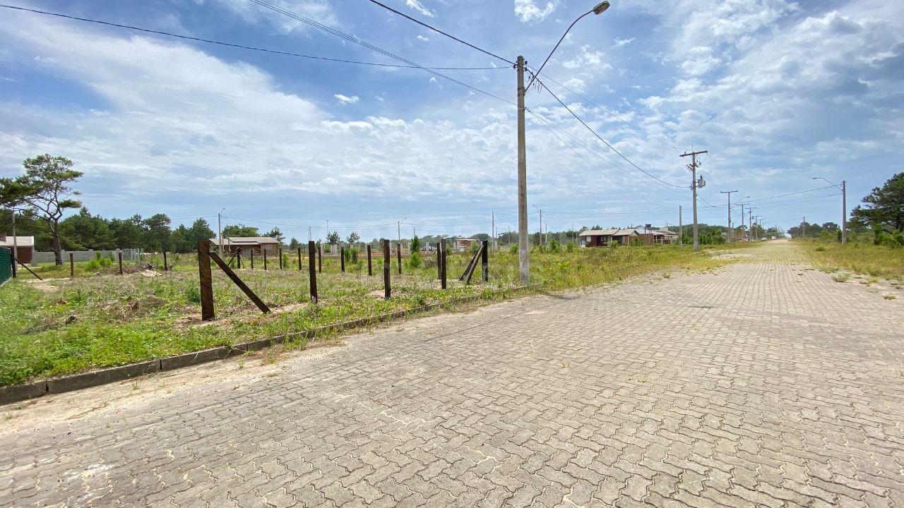 Terreno à Venda no Bairro Tupancy, Arroio do Sal
