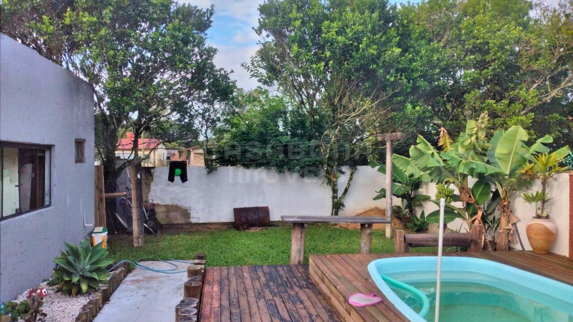 Casa com Amplo Espaço e Lazer em Arroio do Sal