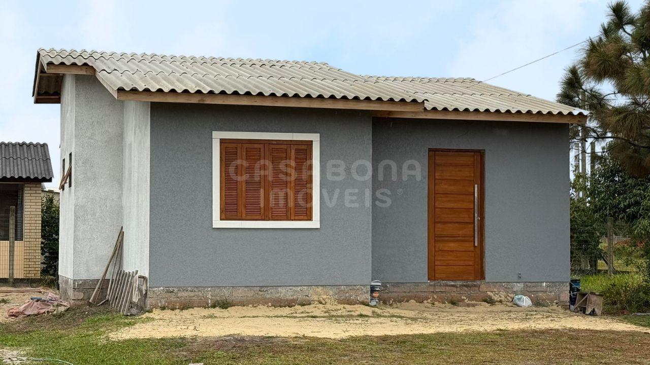 Casa à Venda no Bairro Quatro Lagos, Arroio do Sal – Próxima à Praia e ao Centro