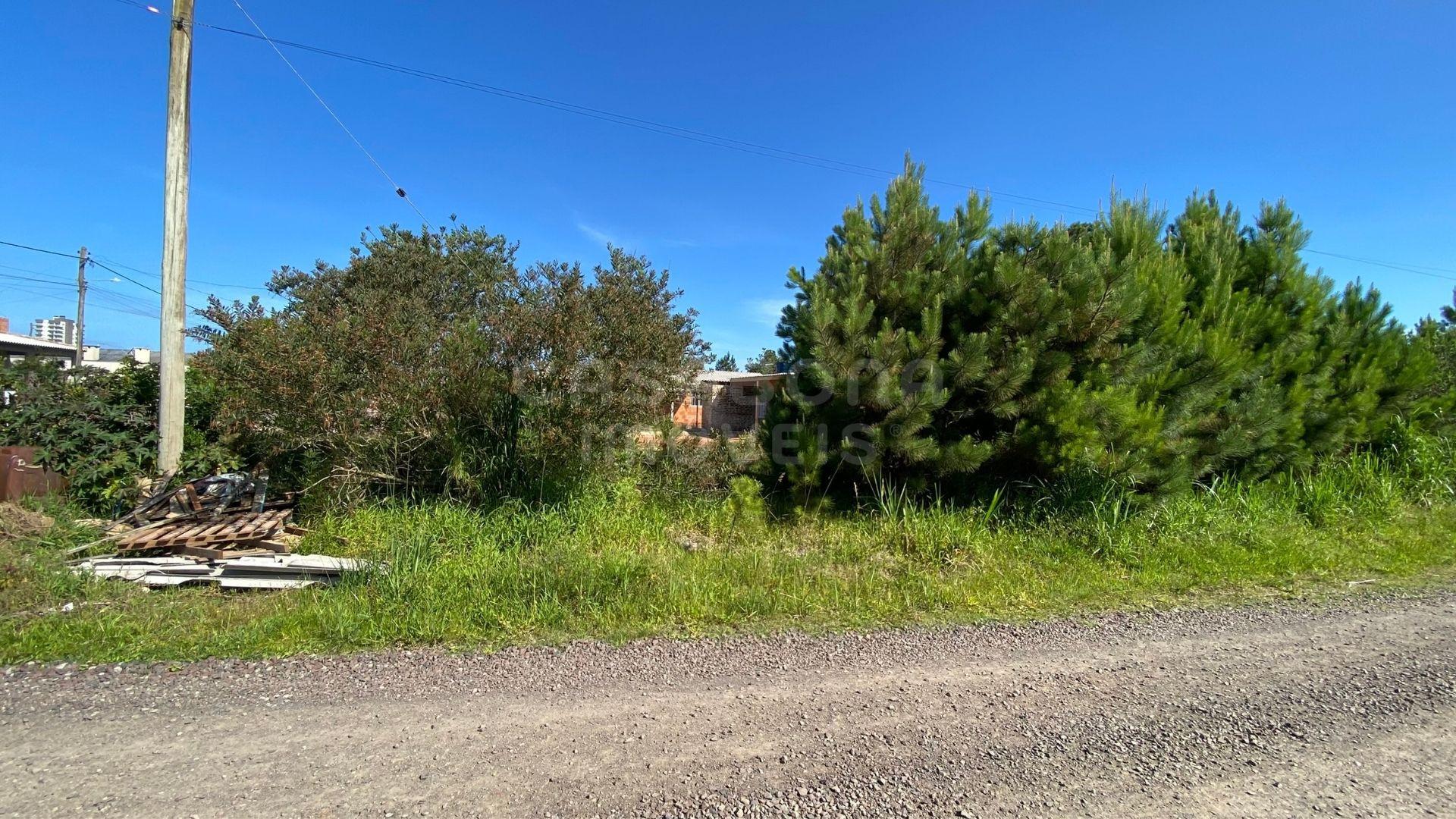 Terreno de Esquina 10 x 25 no Balneário Figueirinha – Posição Solar Norte e Máxima Valorização