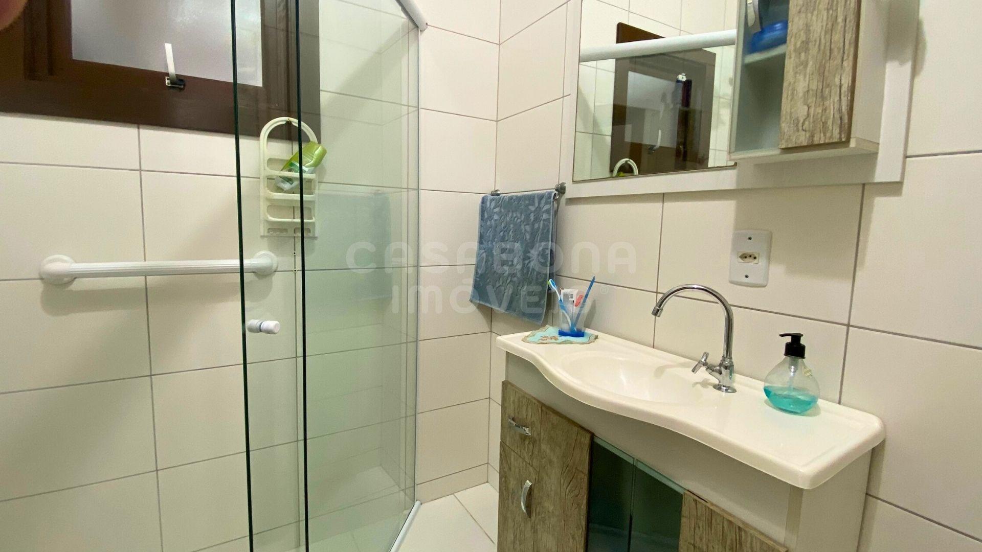 Sobrado mobiliado próximo ao mar e ao centro de Arroio do Sal