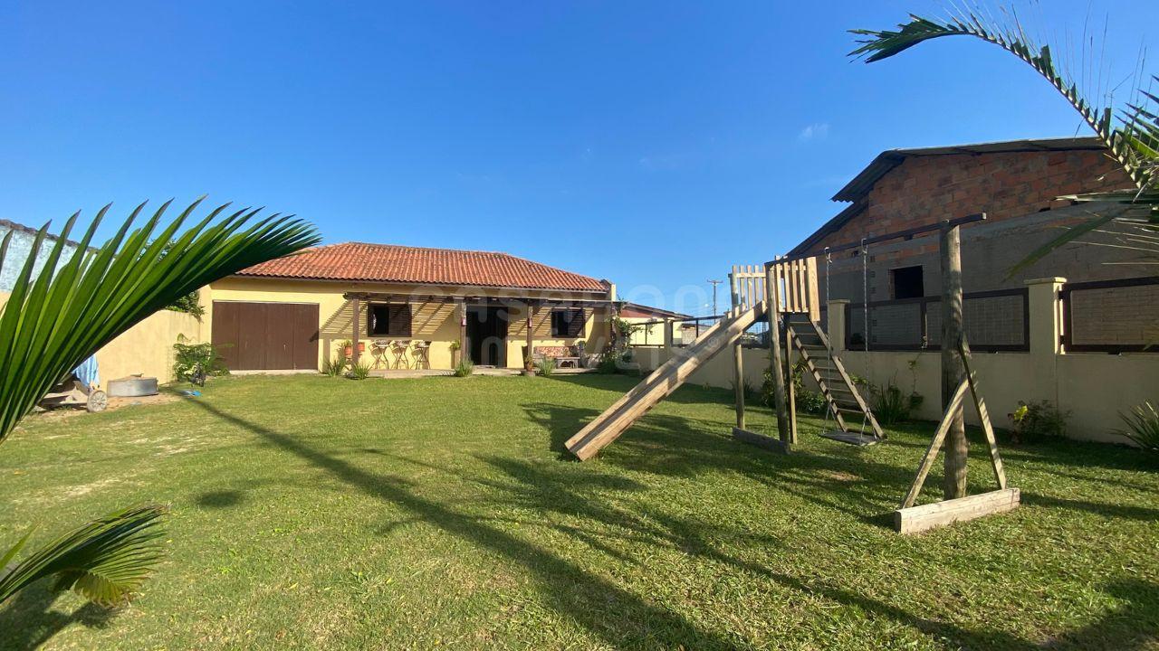 Casa com 3 Dormitórios em Arroio do Sal