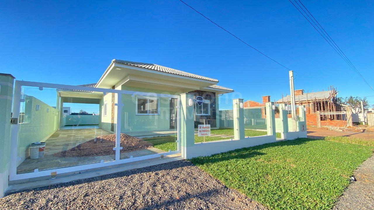 Casa à Venda em Arroio do Sal - Bairro Camboim