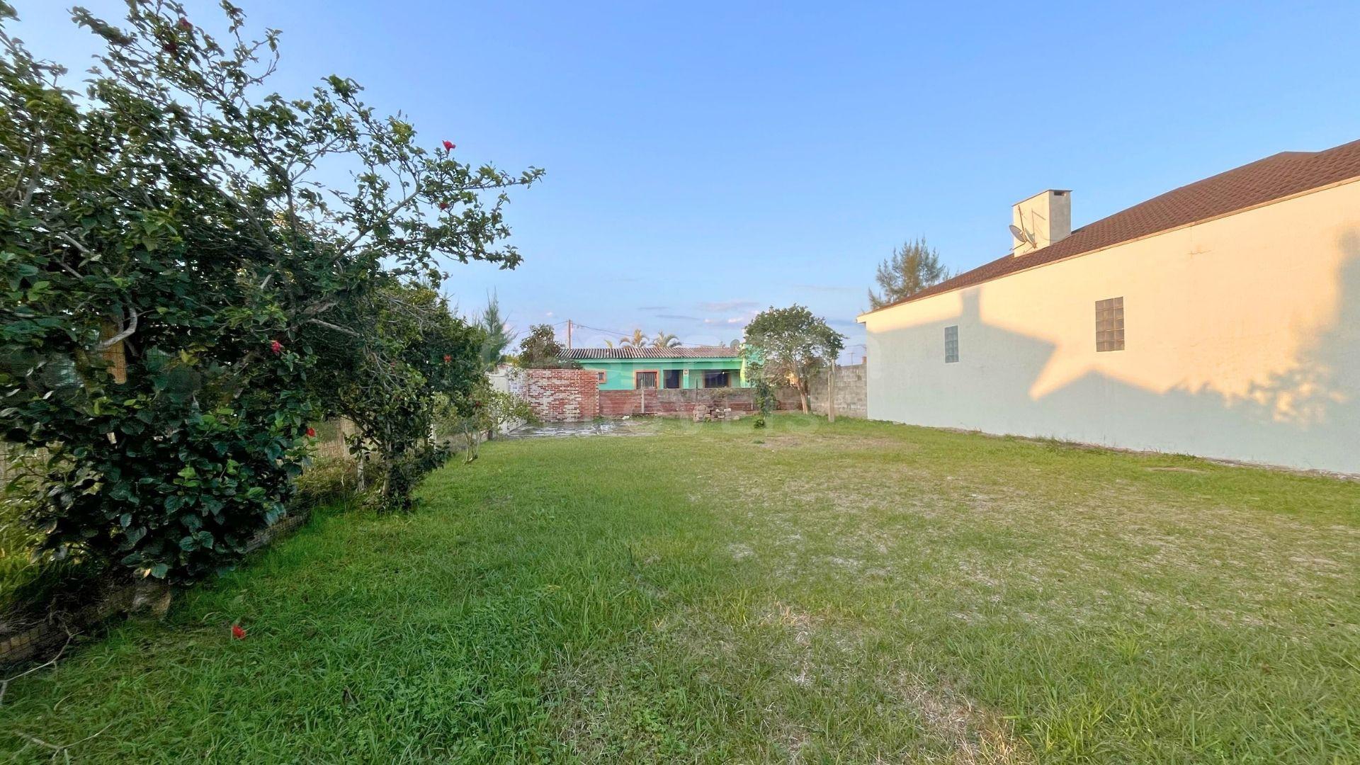 Terreno pronto para construir a apenas 175m do mar!