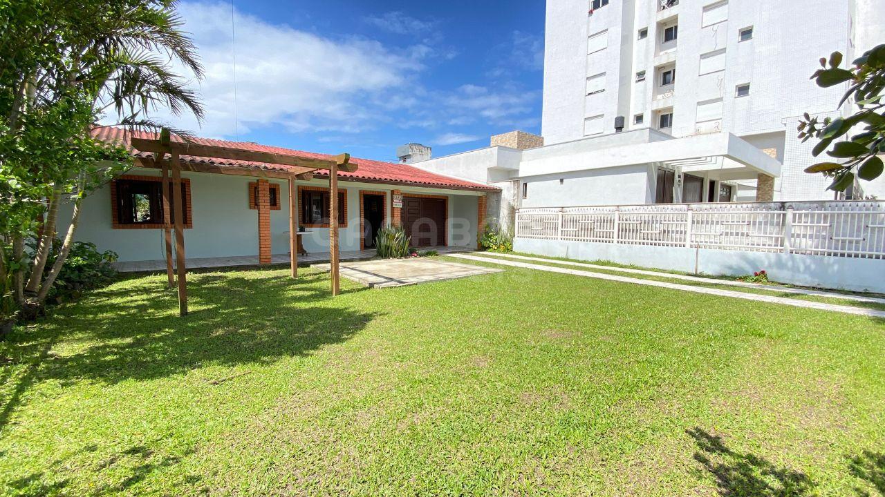 Residência em Localização Privilegiada - Areias Brancas