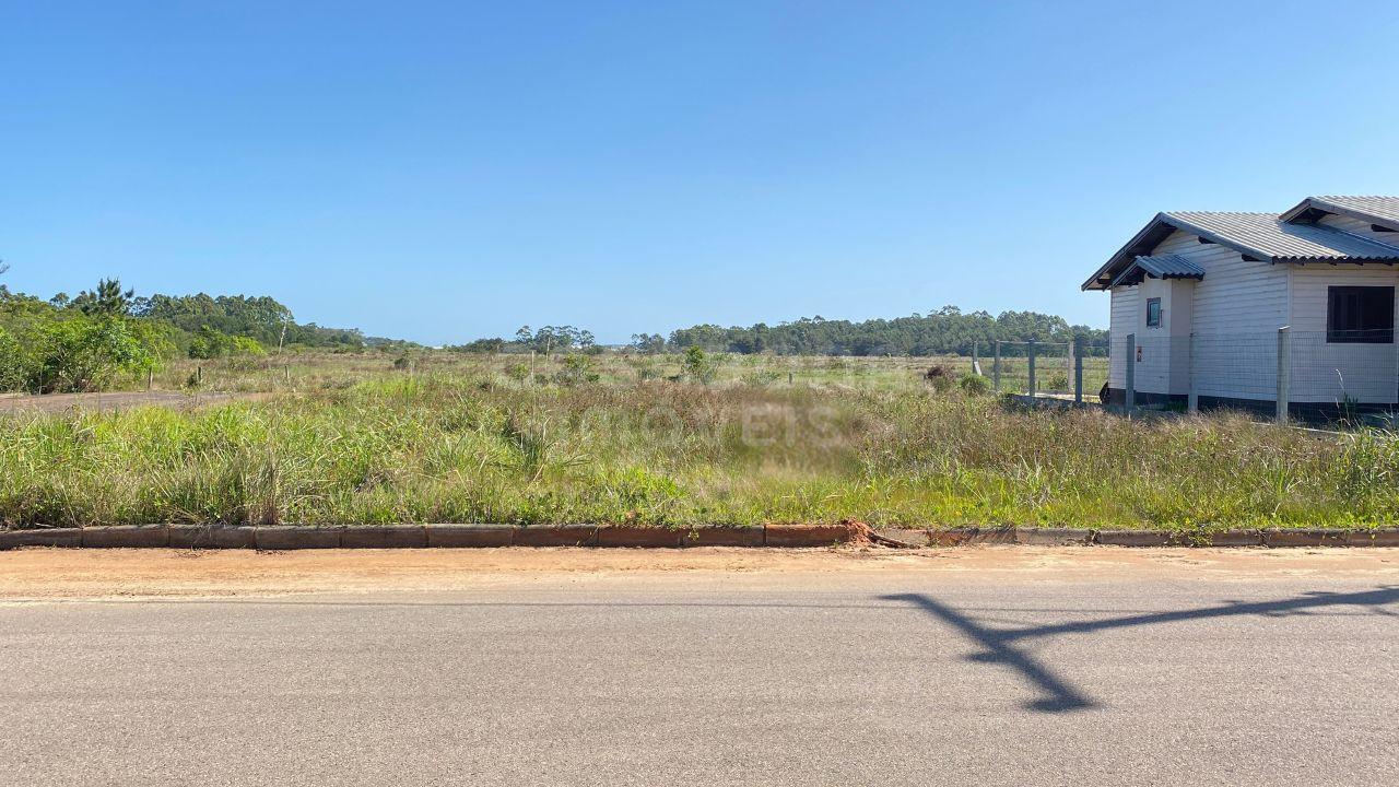 Terreno à Venda no Jardim Raiante