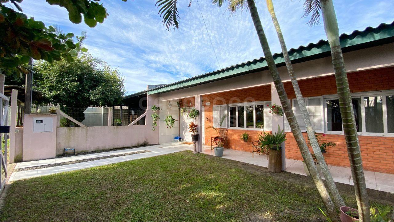 Casa Charmosa Próxima ao Mar em Arroio do Sal