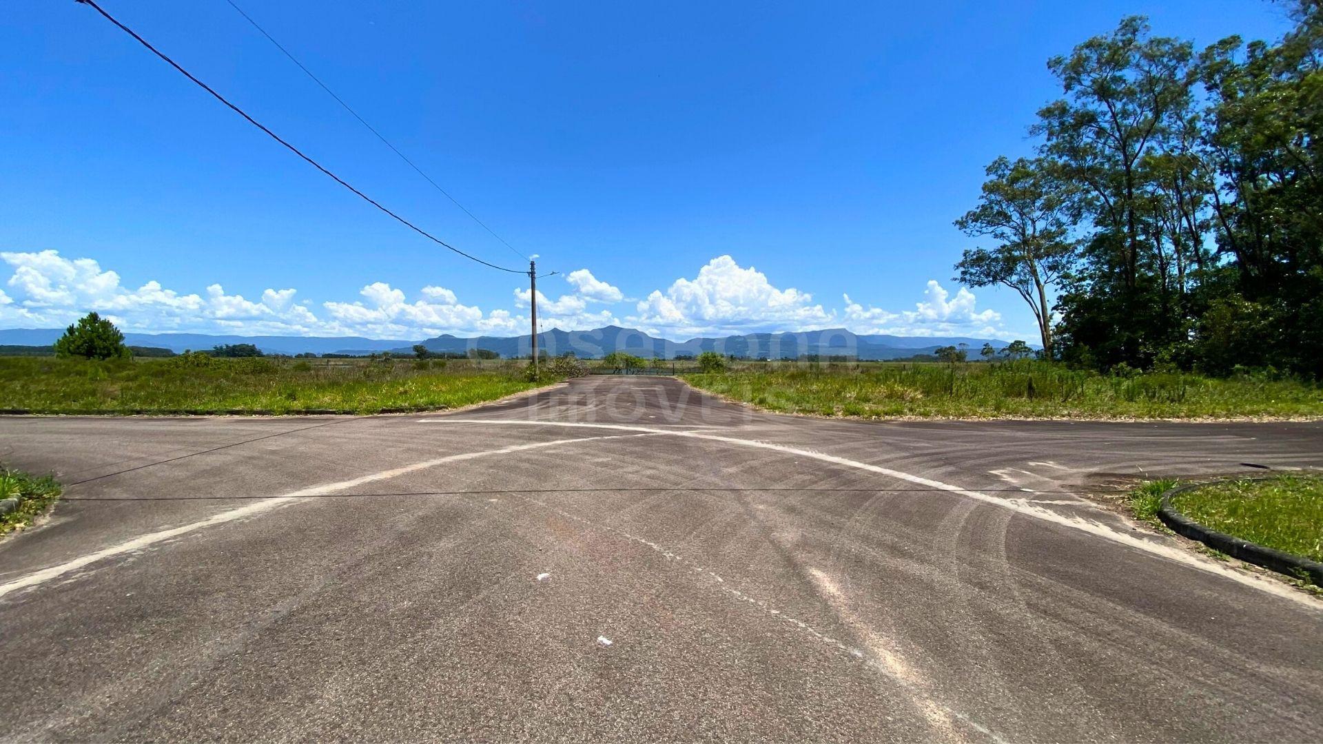 Terreno amplo no Loteamento Jardim Raiante em Arroio do Sal