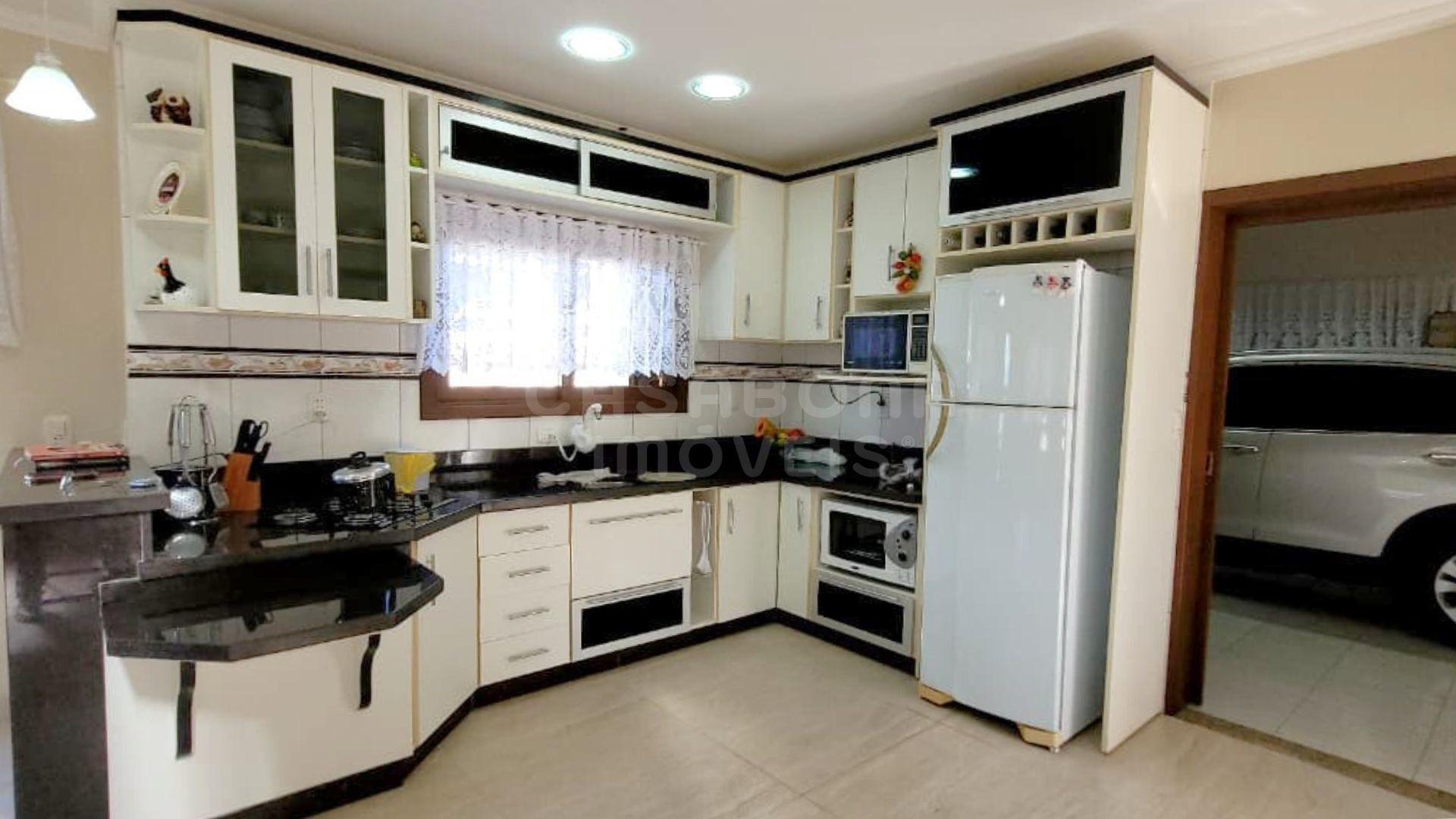 Casa de Alto Padrão a 100m do Mar em Arroio do Sal – Bairro Camboim