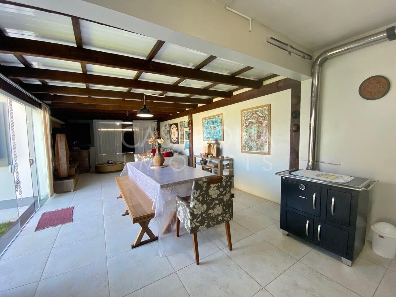 Refúgio à Beira-Mar no Balneário São Jorge