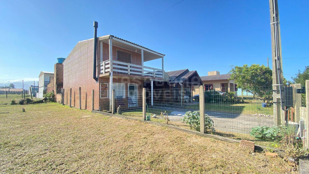 Aconchegante Casa no Bairro Alfa em Arroio do Sal